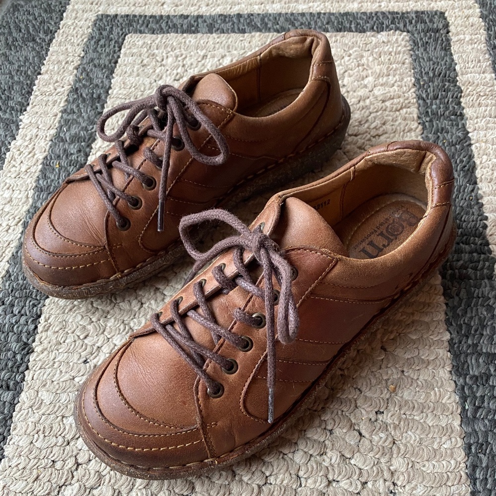 BORN Melissa Casual Brown Leather Sneakers Oxford Size 6 Cute Comfortable boho